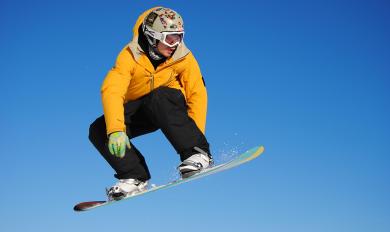 Snowboard-et-ski-une-planche-ou-deux