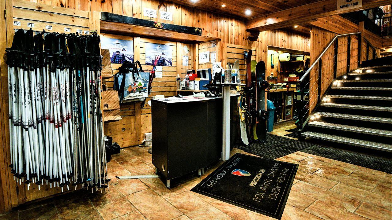 Les meilleurs skis de piste pour hommes, à la vente ou en location - Mon  séjour en montagne