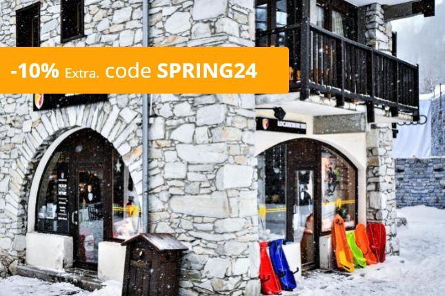 OP-code-mag-Val D'Isère - Val Village-Spring24